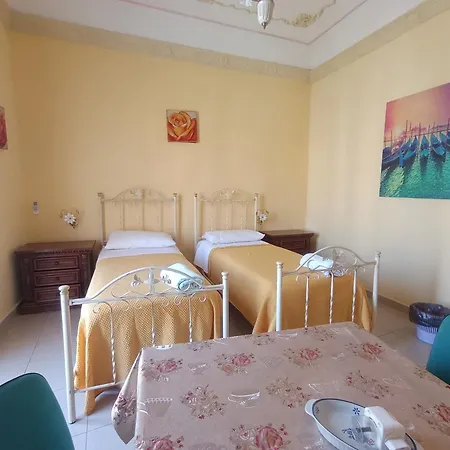 Casa Mille Alloggio in famiglia *